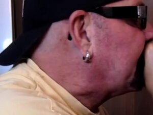 Caught old bearded suck BBC in gloryhole