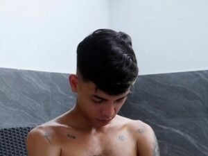 Ricky Montes Blows Slim Rich Huge Dick After Steamy Massage